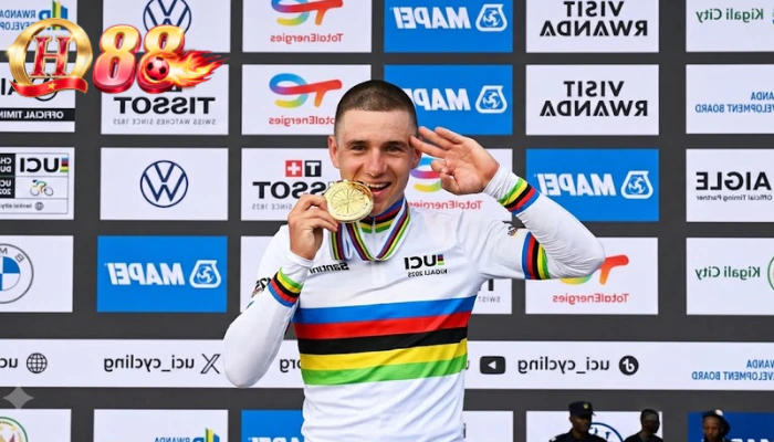 remco-evenepoel-bieu-tuong-cua-nghi-luc-va-tai-nang-thien-bam